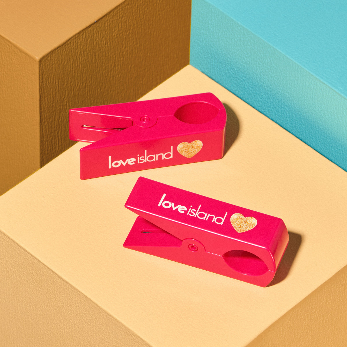 Official Love Island Towel Peg