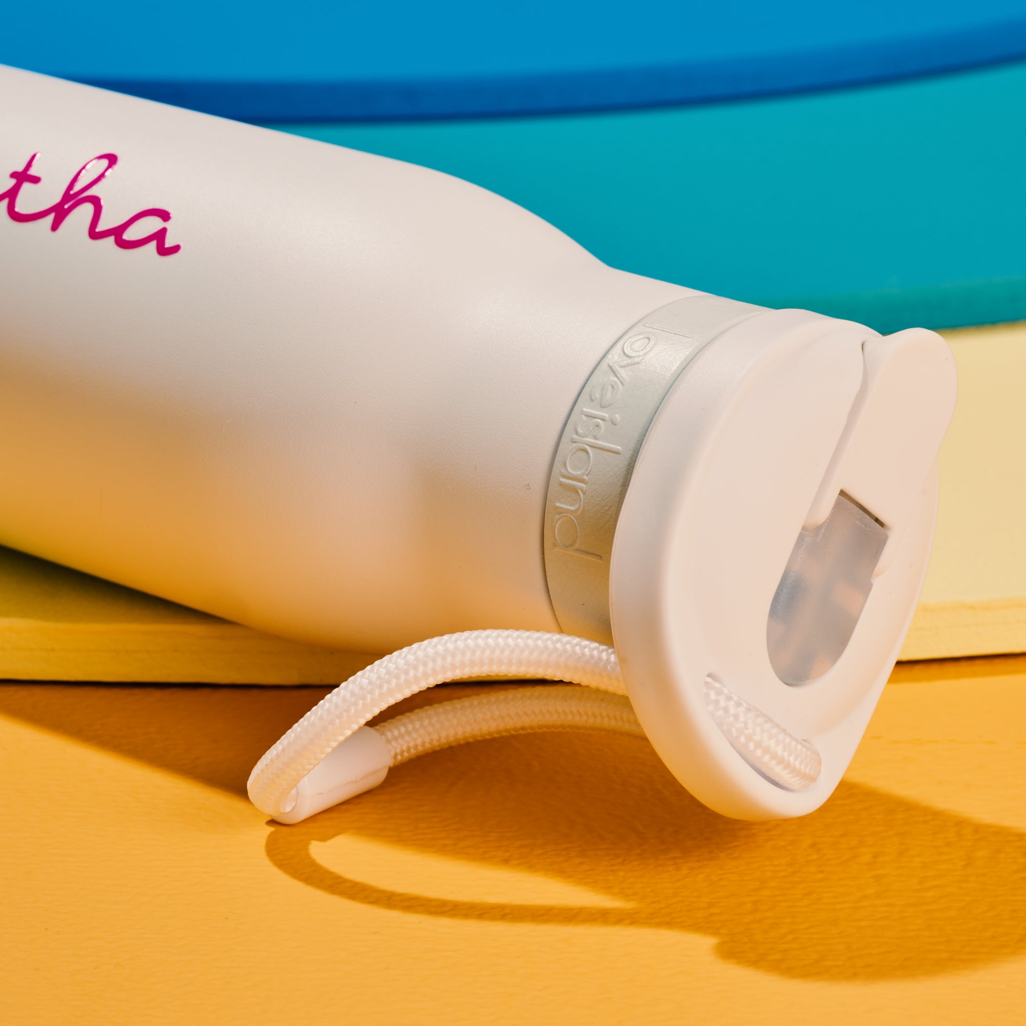 Brand New Official Love Island Insulated Water Bottle - Personalised