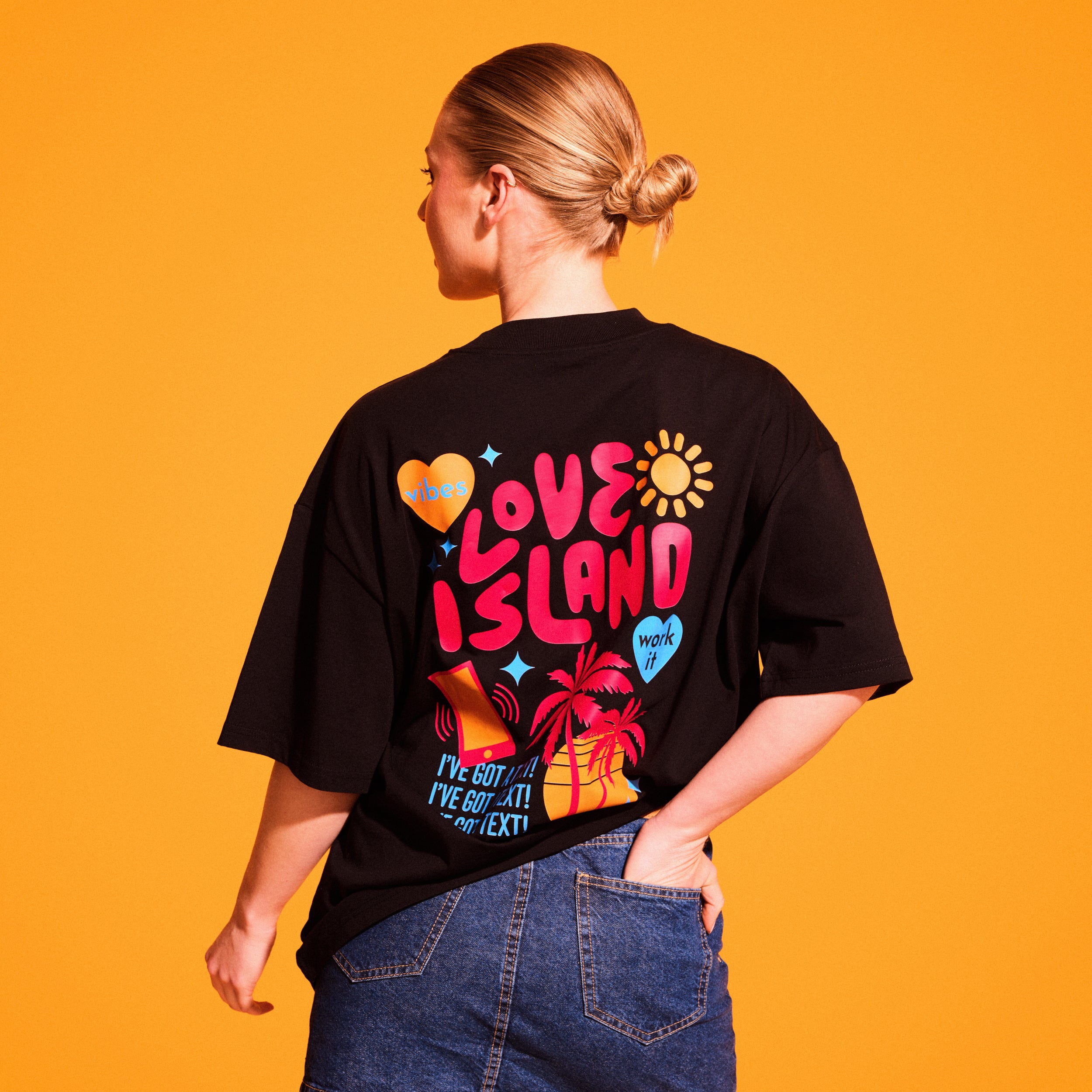 Love Island - Black Oversized Sticker T-shirt