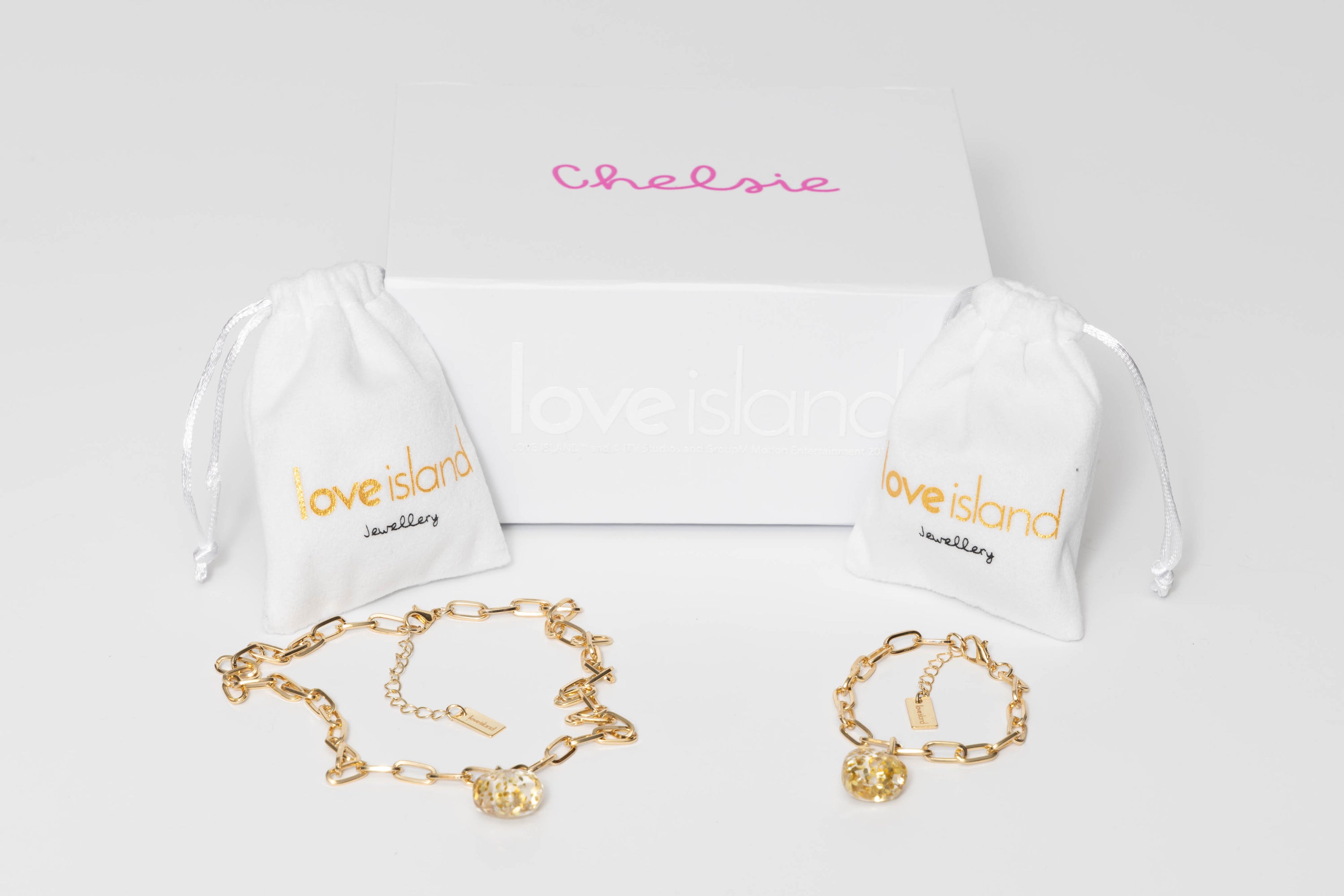 Love Island : The Glitter Puff Heart Bundle